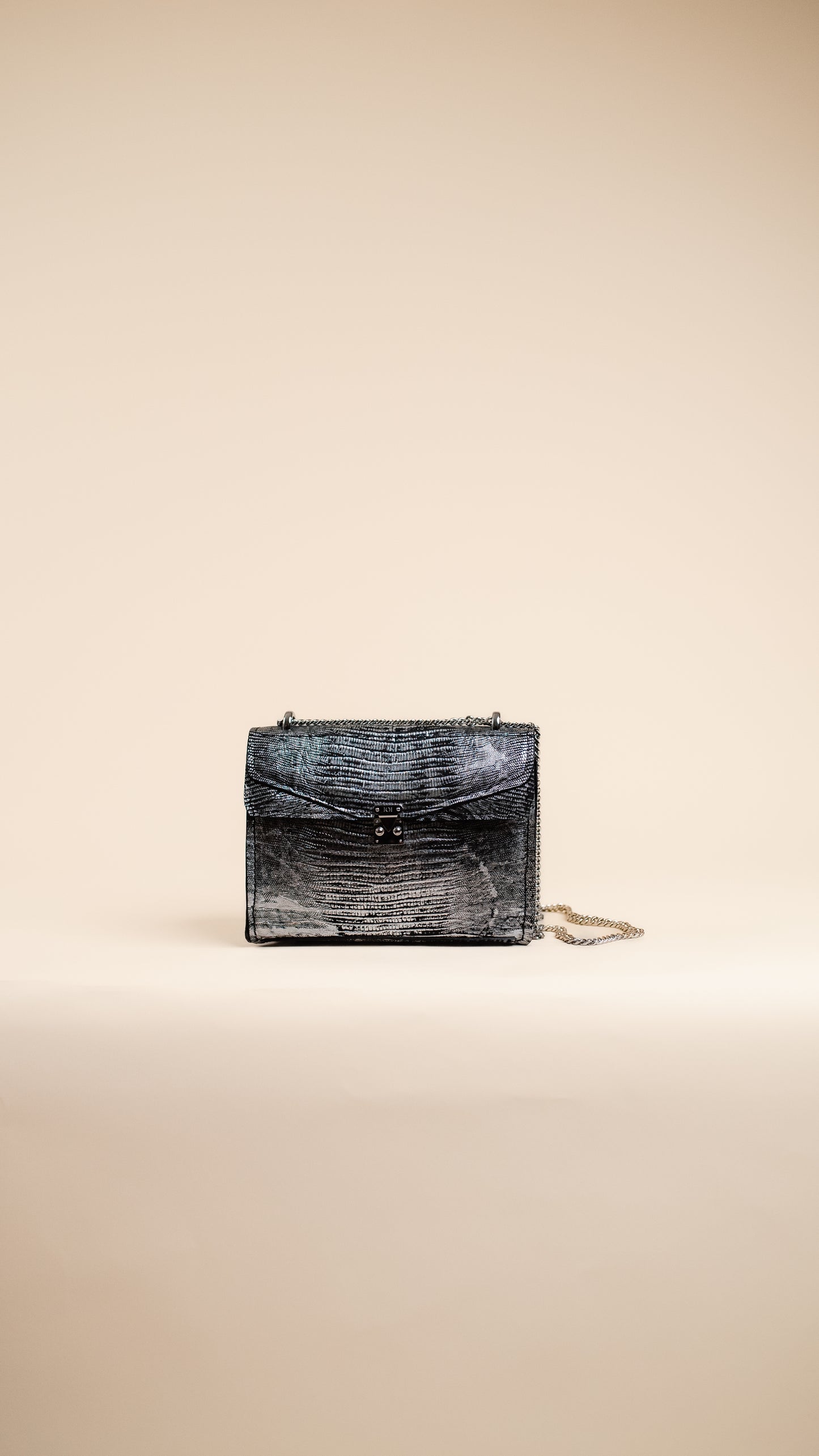 Belvoir in Metallic