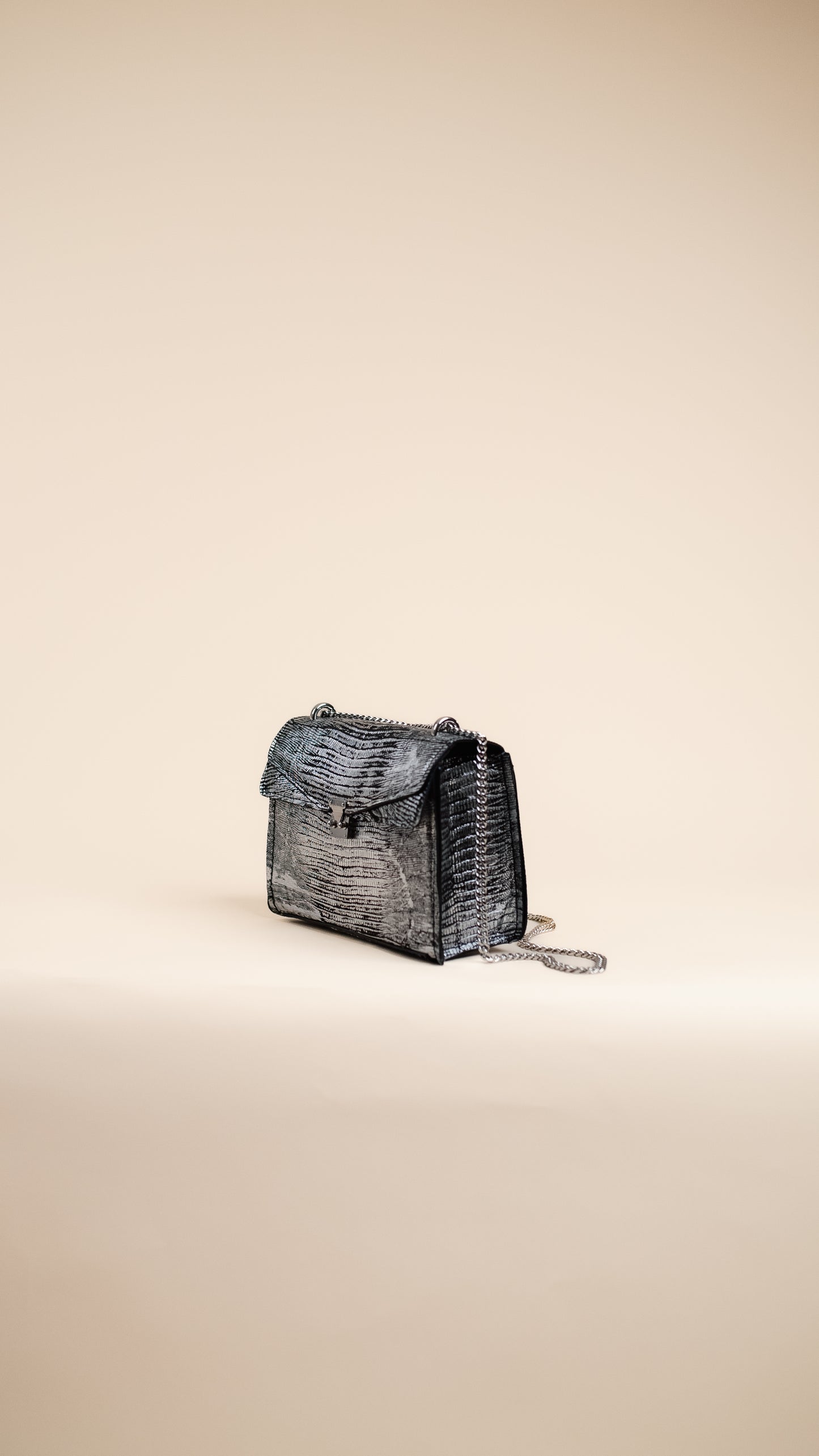 Belvoir in Metallic